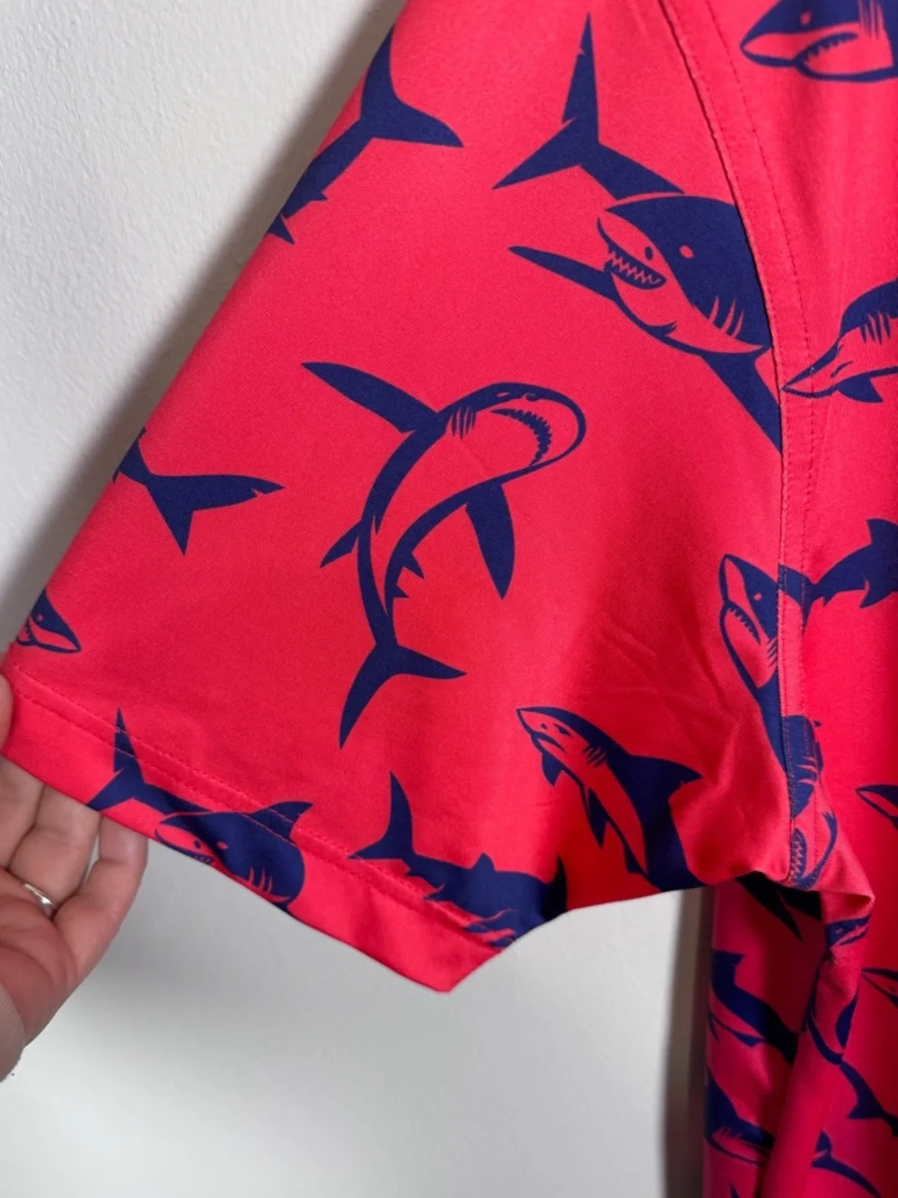 Waggle Men’s Pink with Bold Blue Shark Sz L Short Sleeve Sea Fishing Polo Shirt - Picture 5 of 9